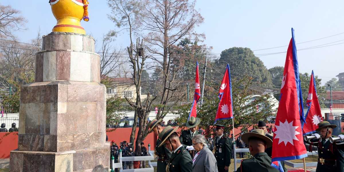 प्रधानमन्त्री कार्कीबाट सहिदप्रति श्रद्धाञ्जली अर्पण